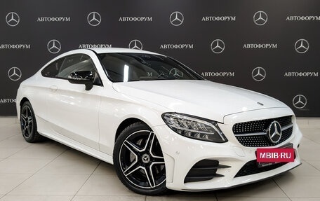 Mercedes-Benz C-Класс, 2019 год, 3 630 000 рублей, 3 фотография
