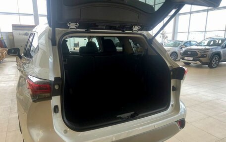 Toyota Highlander, 2024 год, 6 380 000 рублей, 6 фотография
