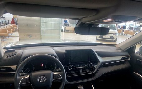 Toyota Highlander, 2024 год, 6 380 000 рублей, 7 фотография