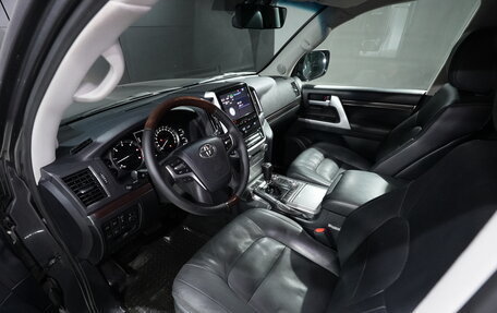 Toyota Land Cruiser 200, 2019 год, 6 100 000 рублей, 9 фотография