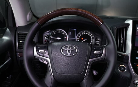 Toyota Land Cruiser 200, 2019 год, 6 100 000 рублей, 15 фотография