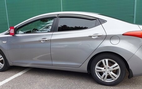 Hyundai Elantra V, 2012 год, 950 000 рублей, 3 фотография
