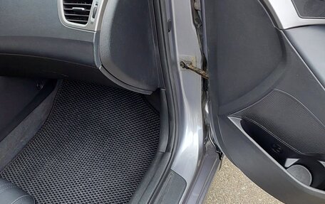 Hyundai Elantra V, 2012 год, 950 000 рублей, 17 фотография