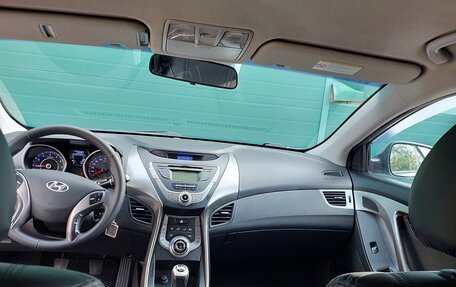 Hyundai Elantra V, 2012 год, 950 000 рублей, 14 фотография