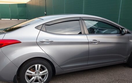 Hyundai Elantra V, 2012 год, 950 000 рублей, 10 фотография