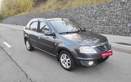 Renault Logan I, 2010 год, 490 000 рублей, 3 фотография