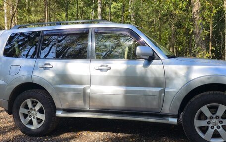 Mitsubishi Pajero IV, 2011 год, 2 100 000 рублей, 5 фотография