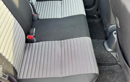 Suzuki SX4 II рестайлинг, 2010 год, 900 000 рублей, 15 фотография