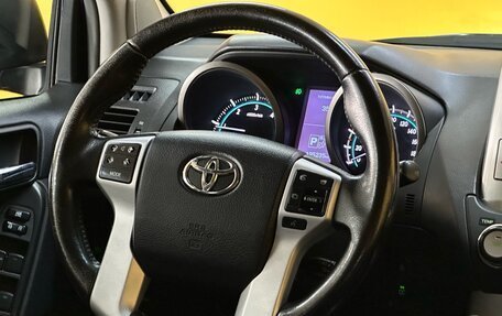 Toyota Land Cruiser Prado 150 рестайлинг 2, 2013 год, 2 399 000 рублей, 15 фотография