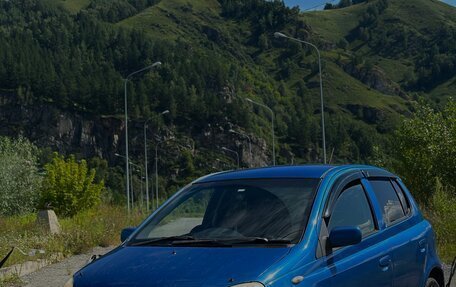 Toyota Vitz, 2002 год, 400 000 рублей, 2 фотография