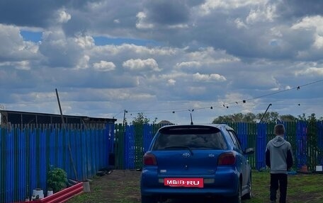 Toyota Vitz, 2002 год, 400 000 рублей, 4 фотография