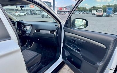 Mitsubishi Outlander III рестайлинг 3, 2014 год, 1 350 000 рублей, 1 фотография