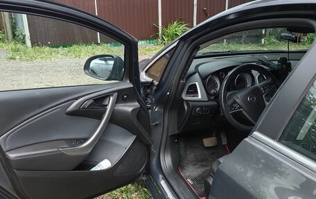 Opel Astra J, 2013 год, 1 030 000 рублей, 13 фотография