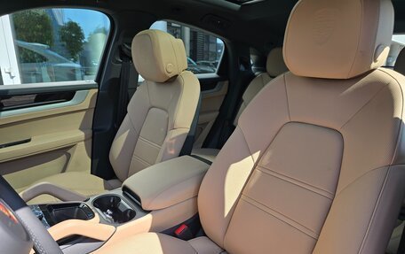 Porsche Cayenne III, 2025 год, 18 290 000 рублей, 9 фотография