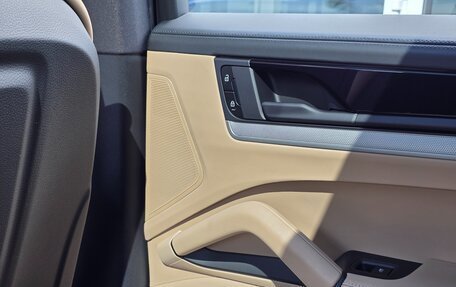 Porsche Cayenne III, 2025 год, 18 290 000 рублей, 21 фотография