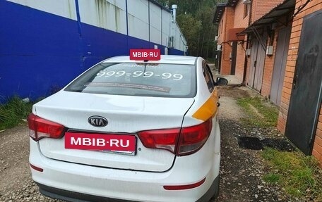 KIA Rio III рестайлинг, 2016 год, 370 000 рублей, 3 фотография