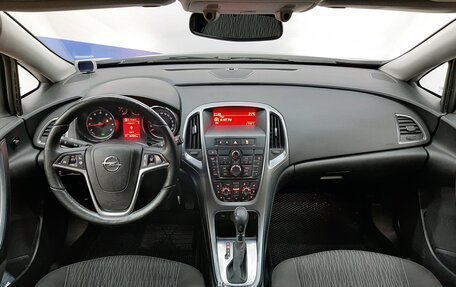 Opel Astra J, 2013 год, 860 000 рублей, 9 фотография