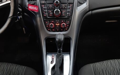 Opel Astra J, 2013 год, 860 000 рублей, 18 фотография