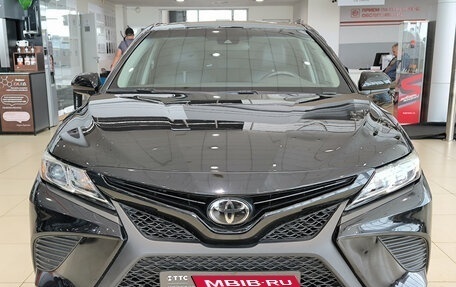 Toyota Camry, 2020 год, 2 790 000 рублей, 2 фотография