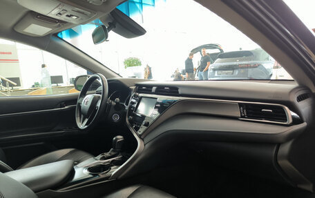 Toyota Camry, 2020 год, 2 790 000 рублей, 13 фотография
