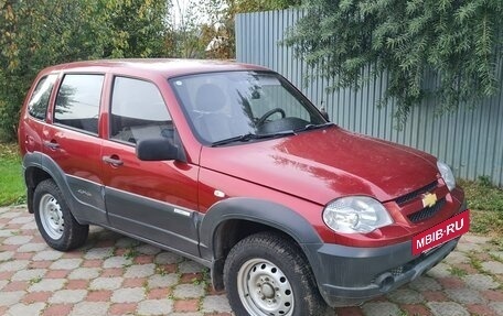 Chevrolet Niva I рестайлинг, 2011 год, 445 000 рублей, 2 фотография