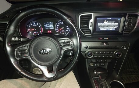 KIA Sportage IV рестайлинг, 2018 год, 2 000 000 рублей, 13 фотография