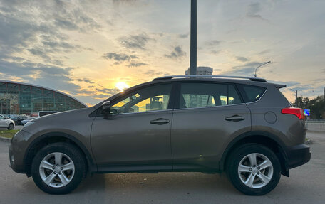 Toyota RAV4, 2014 год, 2 200 000 рублей, 9 фотография