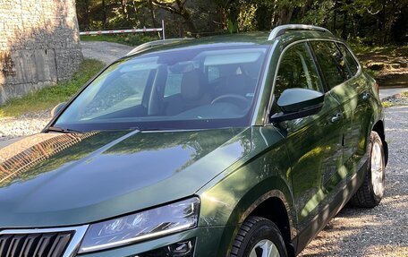 Skoda Karoq I, 2020 год, 2 300 000 рублей, 2 фотография