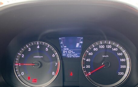 Hyundai Solaris II рестайлинг, 2011 год, 639 000 рублей, 3 фотография