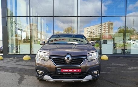 Renault Logan II, 2019 год, 999 000 рублей, 2 фотография