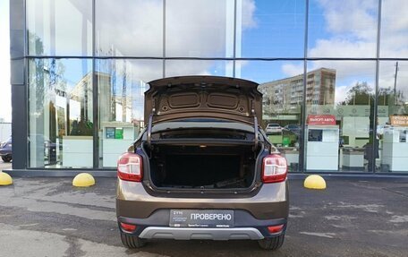 Renault Logan II, 2019 год, 999 000 рублей, 12 фотография