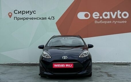 Toyota Aqua I, 2018 год, 1 350 000 рублей, 2 фотография