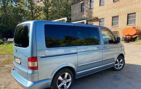 Volkswagen Multivan T5, 2007 год, 1 350 000 рублей, 2 фотография