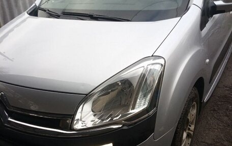 Citroen Berlingo II рестайлинг, 2013 год, 1 000 000 рублей, 4 фотография