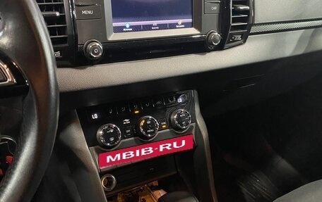 Skoda Karoq I, 2020 год, 2 450 000 рублей, 9 фотография