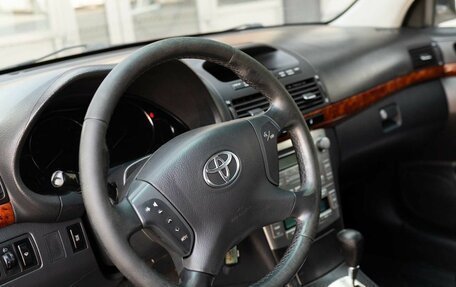 Toyota Avensis III рестайлинг, 2004 год, 820 000 рублей, 11 фотография
