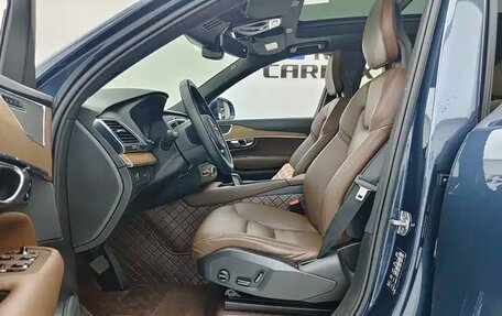 Volvo XC90 II рестайлинг, 2021 год, 4 210 999 рублей, 8 фотография