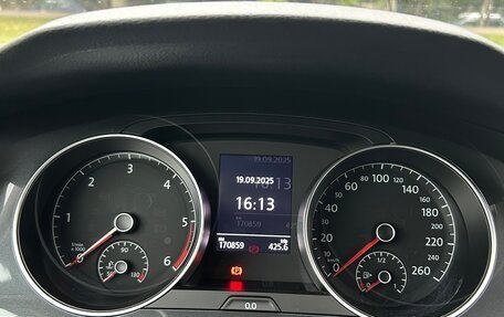 Volkswagen Golf VII, 2019 год, 1 799 000 рублей, 12 фотография