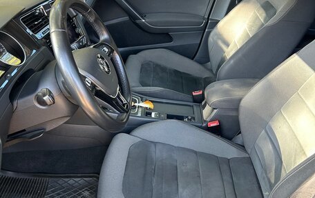 Volkswagen Golf VII, 2019 год, 1 799 000 рублей, 10 фотография