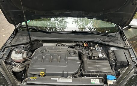 Volkswagen Golf VII, 2019 год, 1 799 000 рублей, 13 фотография