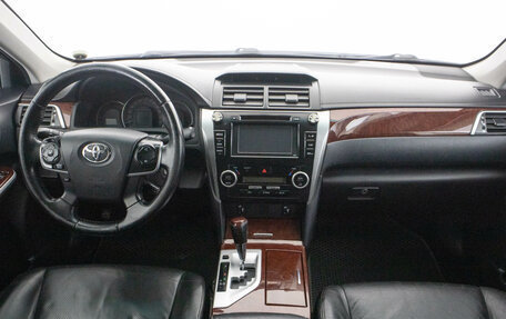 Toyota Camry, 2012 год, 1 529 000 рублей, 17 фотография