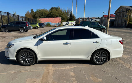 Toyota Camry, 2018 год, 2 300 000 рублей, 4 фотография