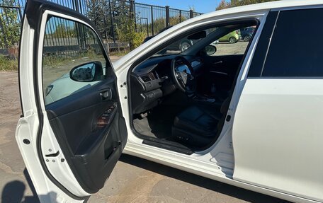 Toyota Camry, 2018 год, 2 300 000 рублей, 5 фотография