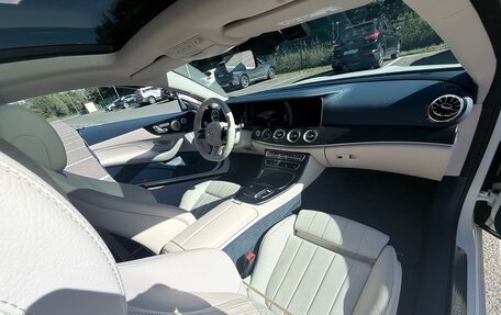 Mercedes-Benz E-Класс, 2022 год, 7 500 000 рублей, 10 фотография