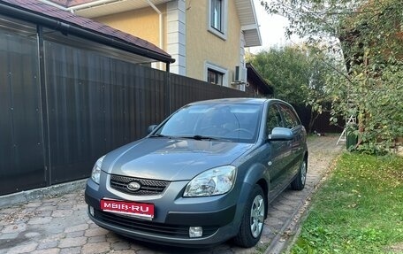 KIA Rio II, 2009 год, 900 000 рублей, 10 фотография