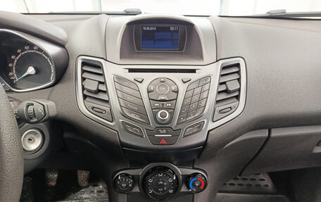 Ford Fiesta, 2015 год, 1 090 000 рублей, 19 фотография
