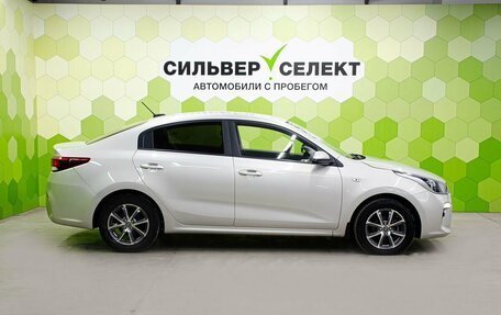 KIA Rio IV, 2020 год, 1 350 000 рублей, 8 фотография