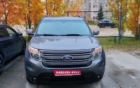 Ford Explorer VI, 2012 год, 1 850 000 рублей, 1 фотография