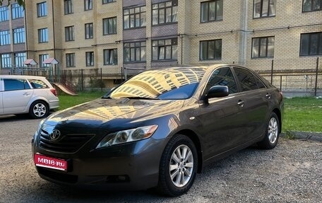 Toyota Camry, 2007 год, 950 000 рублей, 1 фотография
