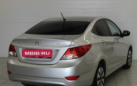 Hyundai Solaris II рестайлинг, 2013 год, 800 000 рублей, 8 фотография